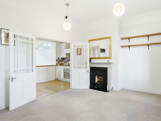 Terraced House to rent on - Photo 1