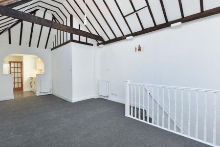 1 bedroom semi-detached house to rent - Photo 5