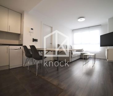 Piso de alquiler en Gijón - Calle Pavía, El Natahoyo - Photo 3