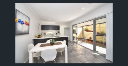 ROSWELL TERRACES walk to Coomera Train Station - Photo 3