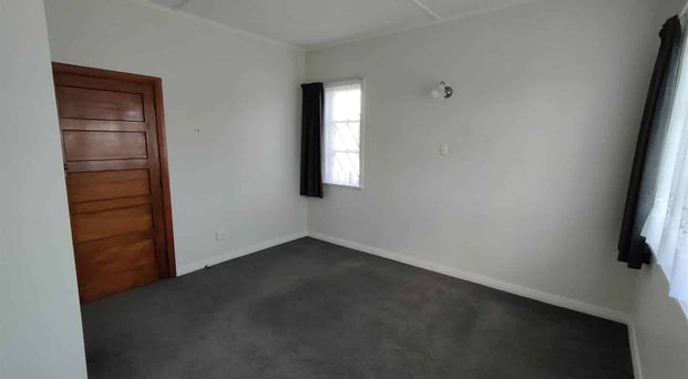 Cosy 2 Bedroom on Millward - Photo 1