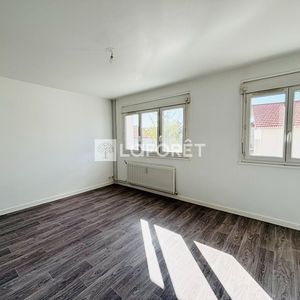 Apartment - Photo 2