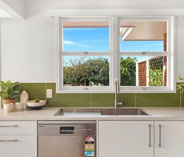 Great Family Home - Otumoetai - Photo 4