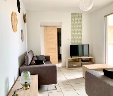 Location Appartement 1 pièce 19m² STE CLOTILDE 97490 - Photo 3