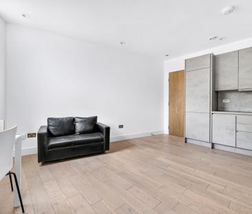 3 bedroom apartment to rent - Photo 1