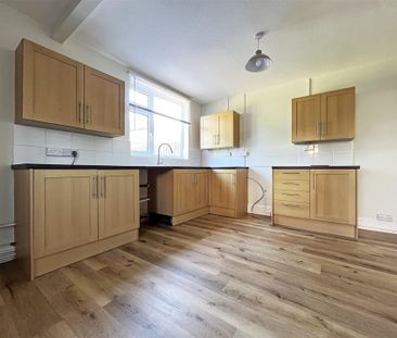 2 bedroom End of terrace house to rent - Photo 6