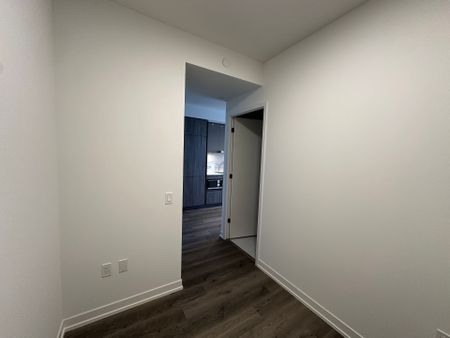 For Lease - 8 Interchange Way Unit# 4007, Vaughan, Ontario - Photo 3