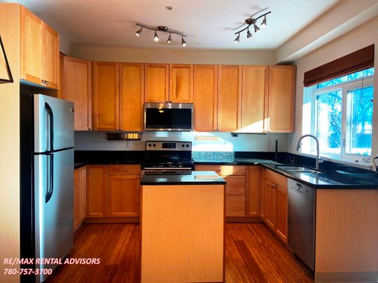 #301 10558 78 Avenue Northwest - Photo 1