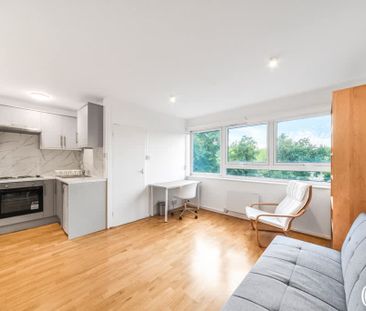 Seven Sisters Road London N4 - Photo 2