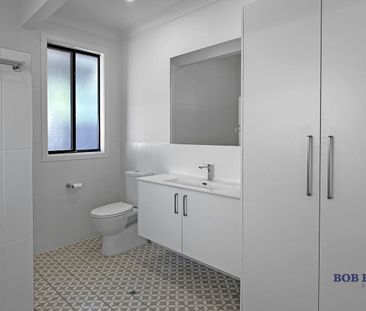 Renovated Three-Bedroom Home Close to the CBD - Photo 3