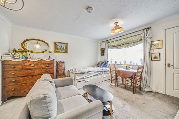 Croftongate Way, Brockley, London, SE4 - Photo 1