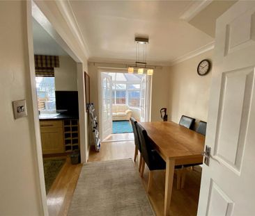 3 bedroom semi-detached house to rent - Photo 3