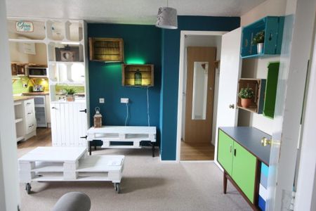 Studio to rent - Photo 2