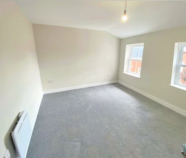 Main Street, Bulwell, Nottinghamshire, NG6 - Photo 1