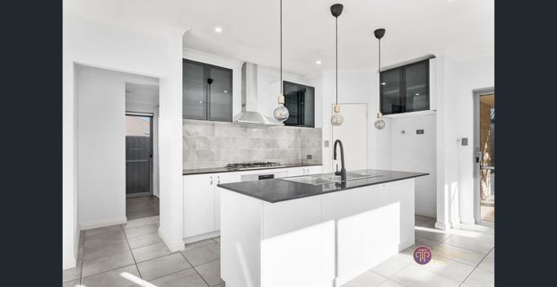 70 Sunstone Boulevard, Banjup, WA 6164 - Photo 1