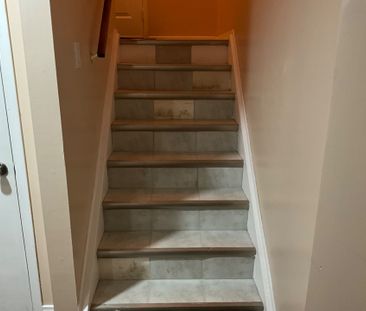 For Lease - 60 Westcroft Drive, Toronto, Ontario - Photo 4