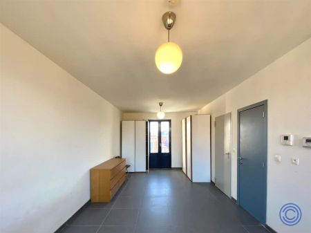 Studio met balkon op ideale locatie vlakbij Marnixplein. - Foto 3