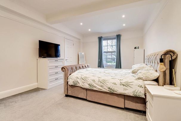 3 bedroom flat to rent - Photo 1