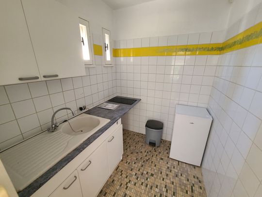 Appartement 1 pièces 39m2 MARSEILLE 9EME 925 euros - Photo 1