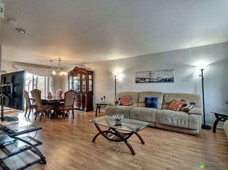 Maison à étages à louer - La Prairie (Le Grand Boisé) Maison à étages à louer - La Prairie (Le Grand Boisé) - Photo 2