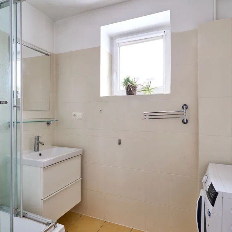 Dwupoziomowe mieszkanie blisko Malty - Photo 1