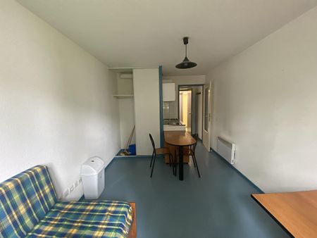 Location Appartement 1 pièce 19 m² - Photo 4