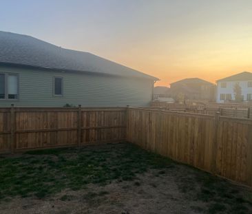 For Lease - 22 Allen Street Unit# Main, Prince Edward County, Ontario - Photo 2