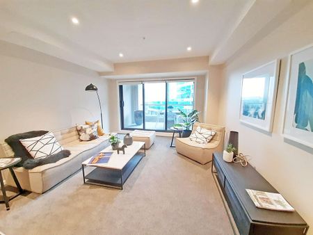 Double Level Apartment in Great Location - Photo 4