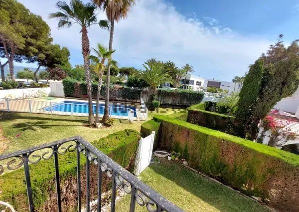 Alquiler de chalet pareado en Calle Buganvillas, 1