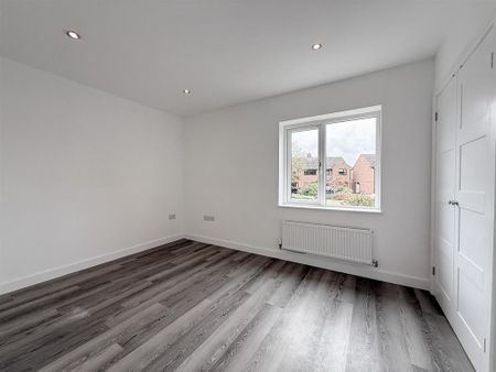 3 bedroom detached bungalow to rent - Photo 4