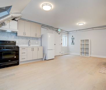 For Lease - 252 Annette Street Unit# 5, Toronto, Ontario - Photo 4
