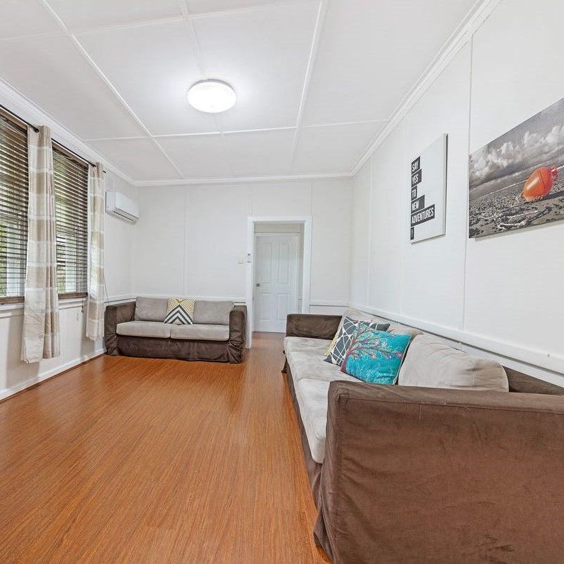 Well presented 3 bedroom family home - Photo 1