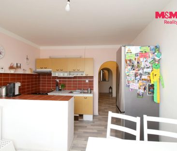 Pronájem bytu 3+1 90 m², Hradec Králové - Photo 3