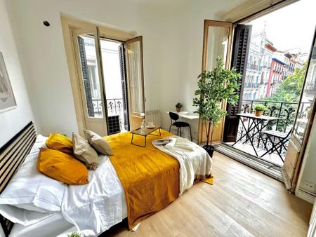 Calle de Jesús, Madrid, Community of Madrid 28014 - Photo 4