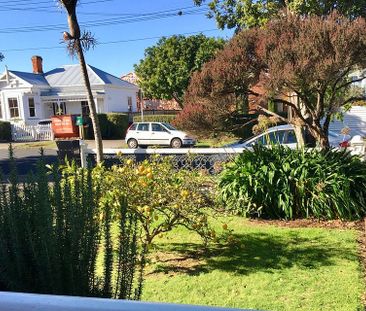 Character Garden Flat in Great Location - Photo 6