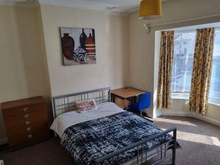 8 bedroom house share to rent - Photo 2