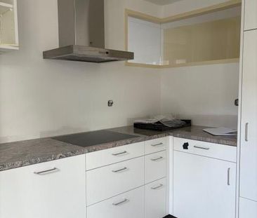Wohnung mit Möglichkeit zur gewerblichen Nutzung im Zentrum - Photo 1