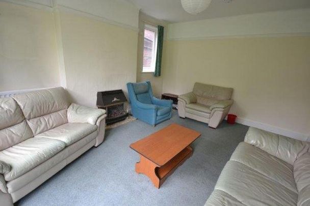 5 bedroom detached house to rent - Photo 1