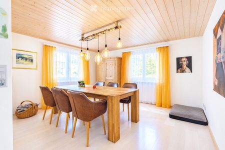 Charmantes 6.5-Zimmer-Einfamilienhaus in Lachen SZ – Idyllisches Wohnen am See - Photo 2