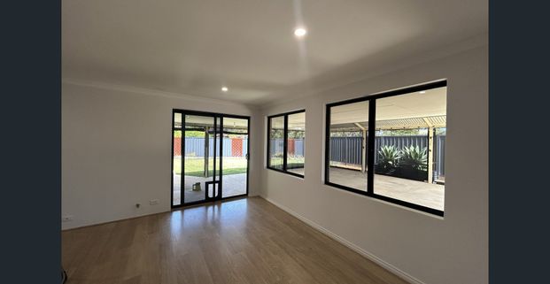 STUNNING FAMILY HOME IN SOUGH AFTER SOUTH BUNBURY - Photo 1