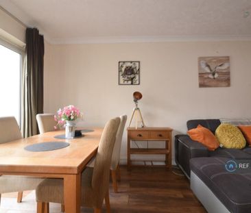 1 bedroom in a house share to rent - Photo 5