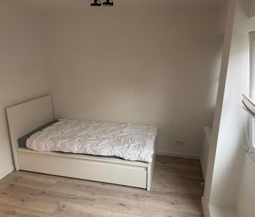 Tolle 7er-WG am Plärrer 4 helle, vollmöblierte Zimmer frei! - Foto 1
