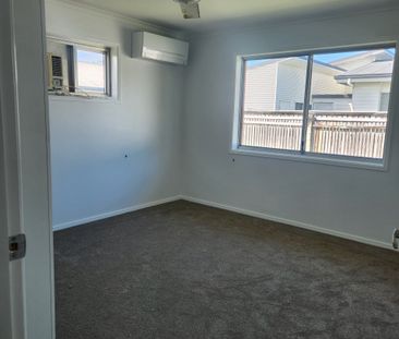 5 Richard Street, QLD 4655, Urangan - Photo 3