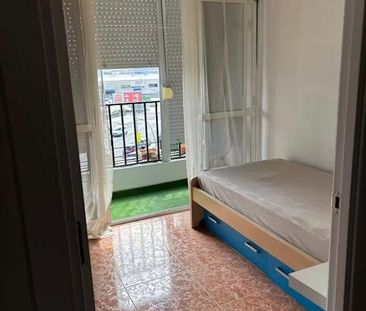 Calle Hebrón, Sevilla, Andalusia 41007 - Photo 6