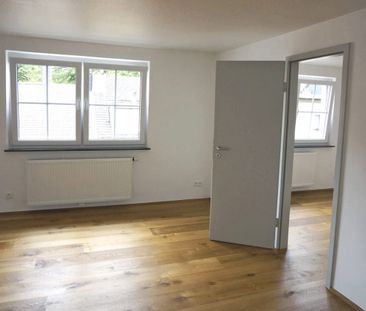 Moderne Stadtwohnung, 2. Etage mit luxuriöser Ausstattung in gepflegtem Altbau (Vier-Parteien-Miethaus) - Foto 4