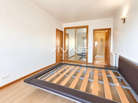 Apartamento T3 Arrendamento em Vila Verde e Barbudo,Vila Verde - Photo 3