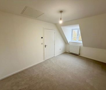 3 bedroom semi-detached house to rent - Photo 6