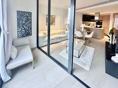 Wandsworth Rd, - Photo 3