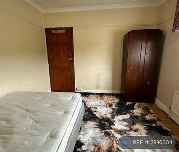 1 bedroom in a house share to rent - Photo 6