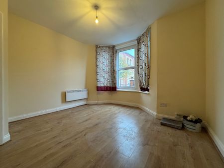 Wellesley Road, Eastbourne - Photo 2